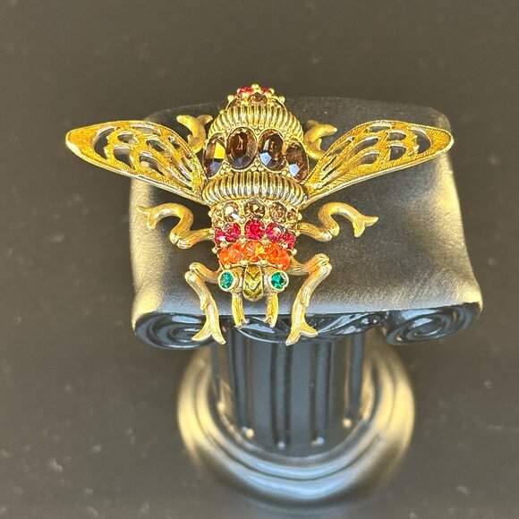 JOAN RIVERS BUMBLE BEE BROOCH PIN MULTI-COLOR CRYSTAL SIGNED RED ORANGE - Picture 1 of 3